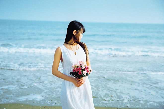 輕松鍛煉，對(duì)付背痛有妙方