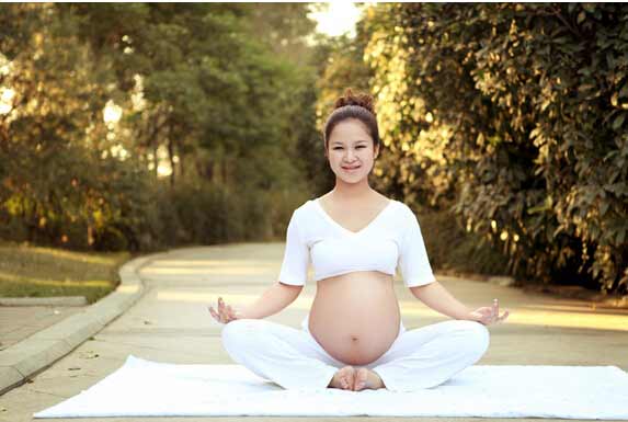 孕婦懷孕4個(gè)月后再練瑜伽會更好