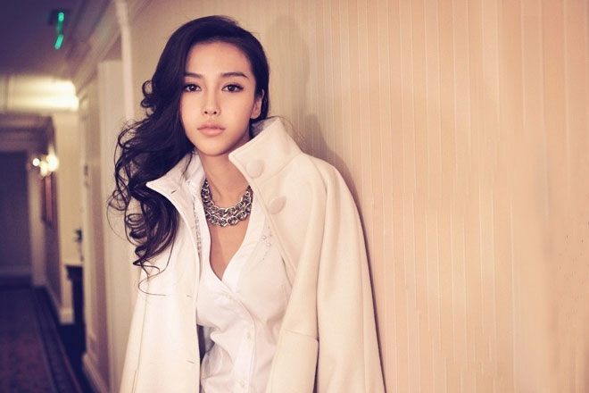 看娘娘們是如何練習(xí)瑜伽的？