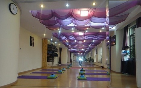成都源瑜伽會(huì)館