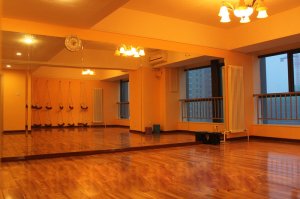 鄭州國(guó)際瑜伽培訓(xùn)機(jī)構(gòu)