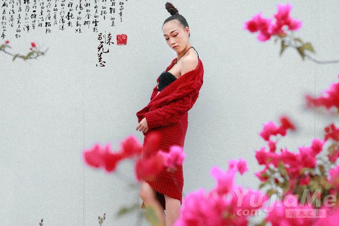 改善胸下垂，隆胸式