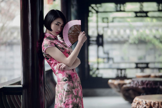 瑜伽塑身的熱身運(yùn)動-轉(zhuǎn)肩運(yùn)、側(cè)