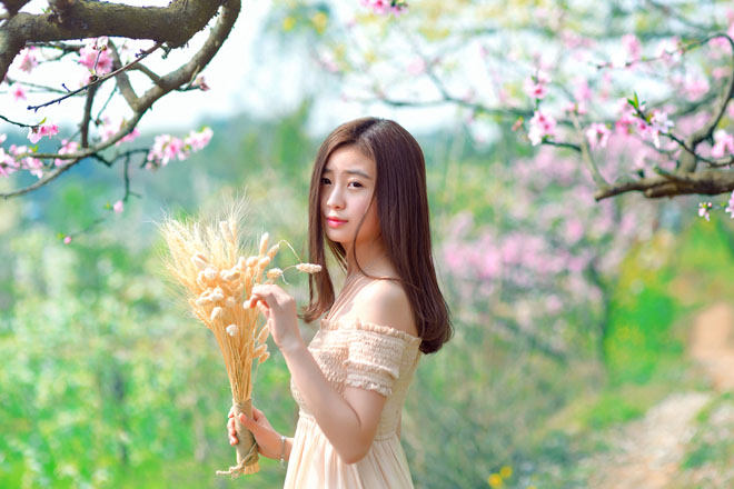 產(chǎn)后瑜伽恢復(fù)翹臀和矯正駝背