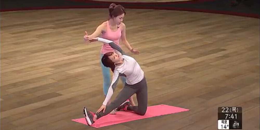 韓國(guó)美女<font color='red'>普拉</font><font color='red'>提</font>教學(xué)第七集